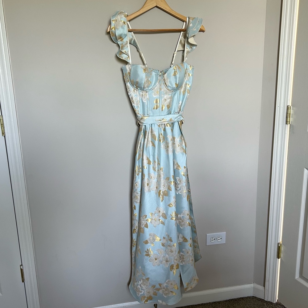 V. Chapman Sky Blue and Gold Floral Midi Dress - Picture 6 of 15